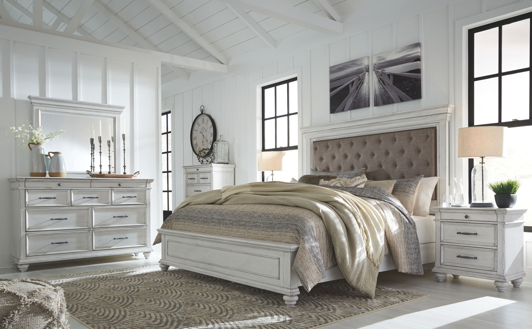 Kanwyn - Upholstered Bedroom Set - Thumbnail 4