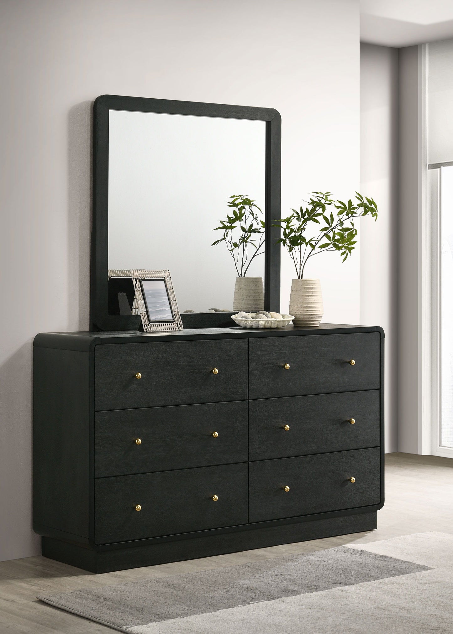 Cavelle - 6-Drawer Dresser And Mirror - Black