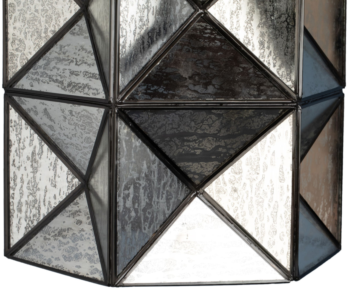 Sandy - Pyramid Lamp - Black Nickel