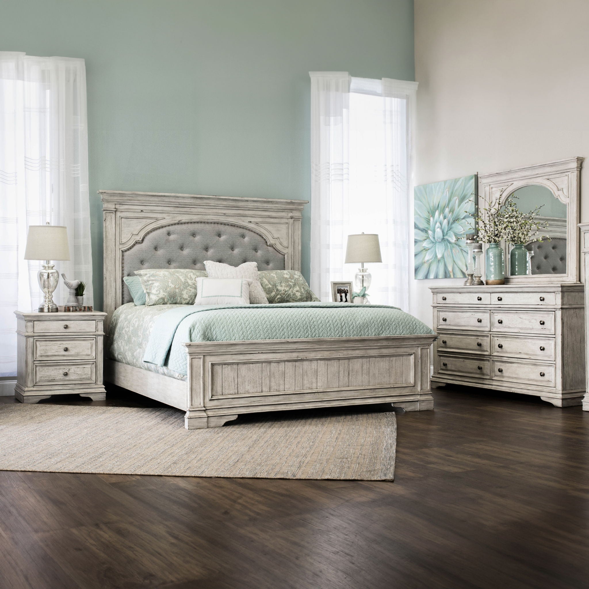 Highland Park - Queen Bed - Cathedral White