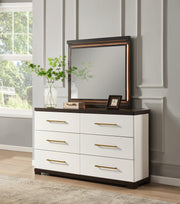 B126 - Dresser - White