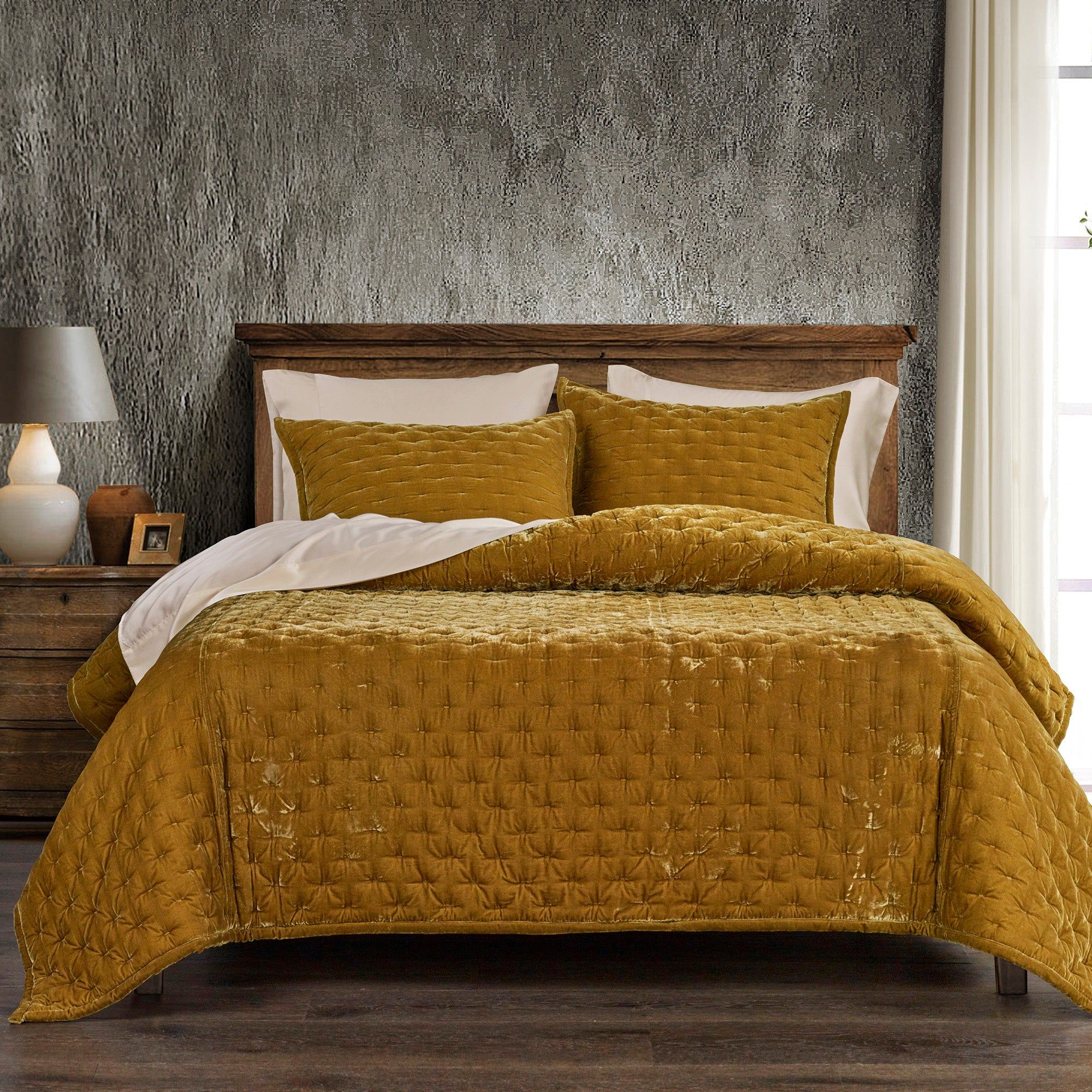 Stella - Full/Queen Faux Silk Velvet Pintuck Quilt Set (Set of 3) - Saffron