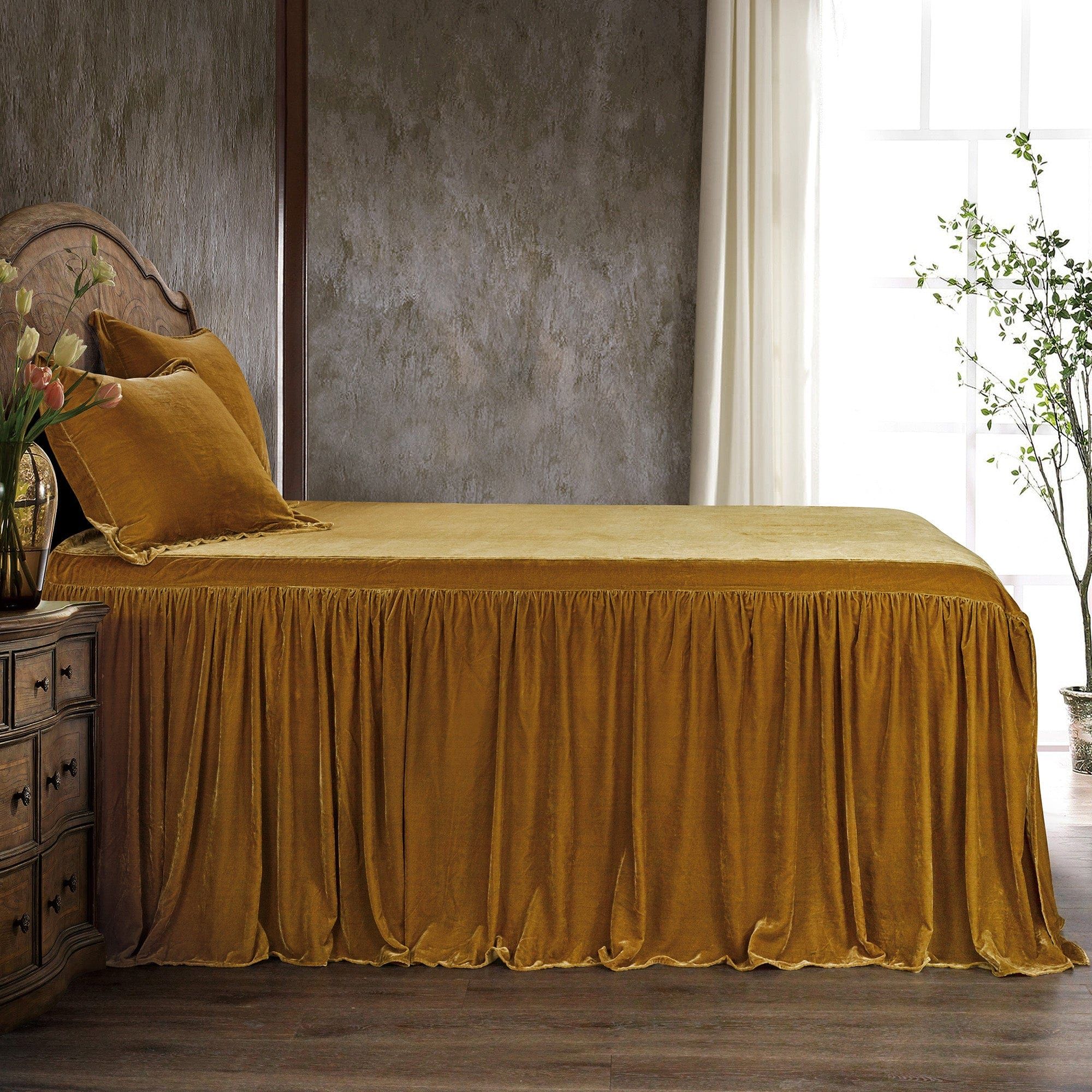 Stella - King Faux Silk Velvet Bedspread Set (Set of 3) - Saffron