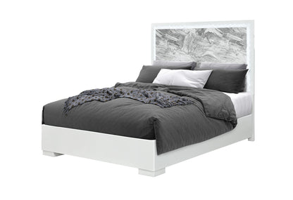 Naomi - Queen Bed With LED - Silver