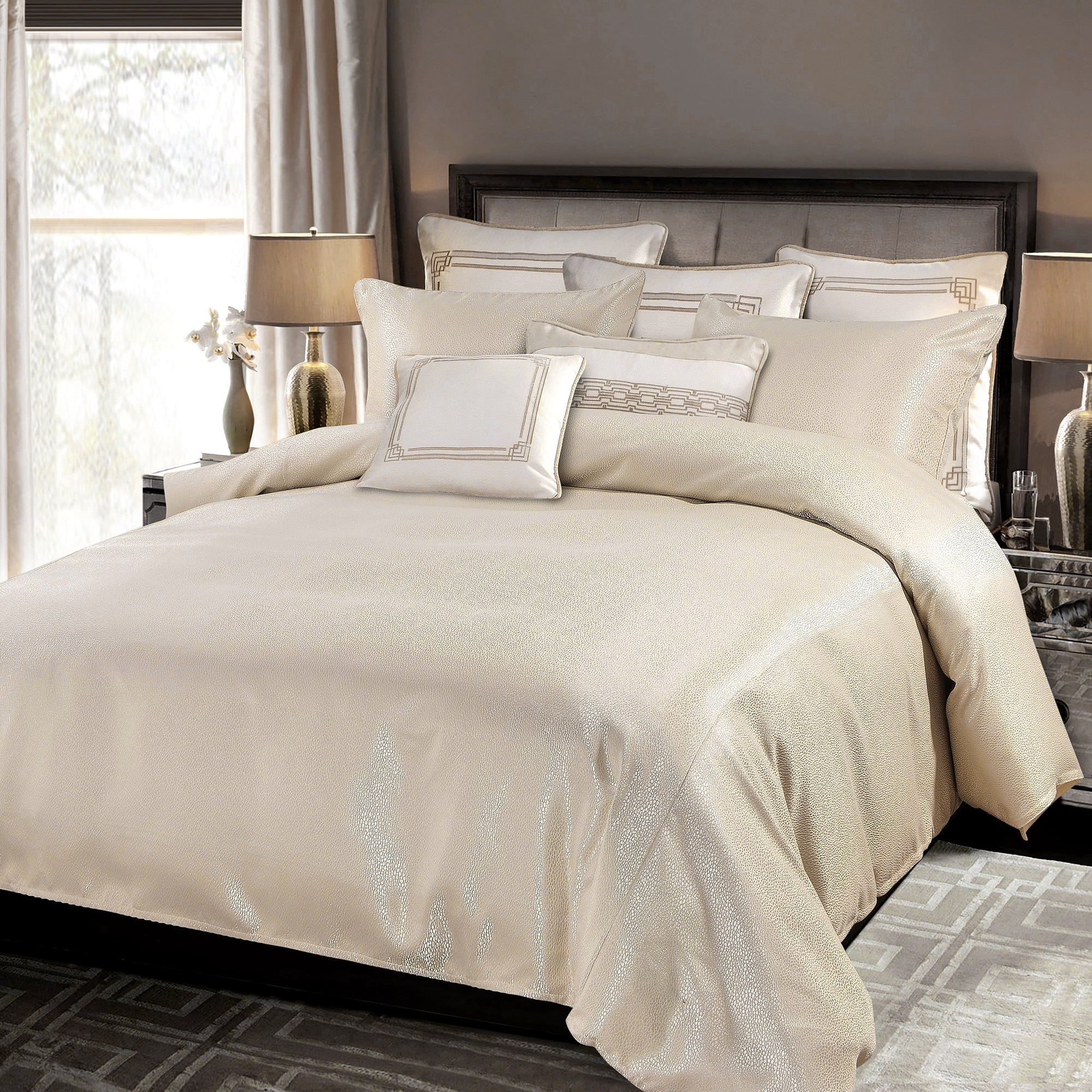 Marilyn Modern Bubble - Queen Comforter Set (Set of 3) - Gold