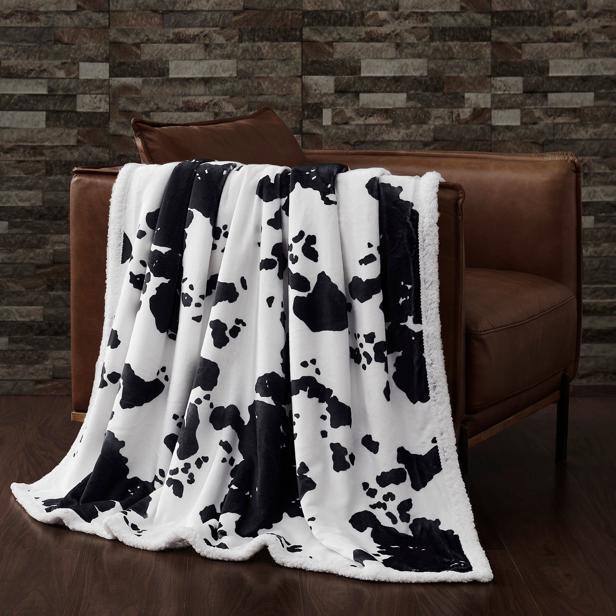 Campfire - Elsa Cowhide Campfire Sherpa Throw - Black / White