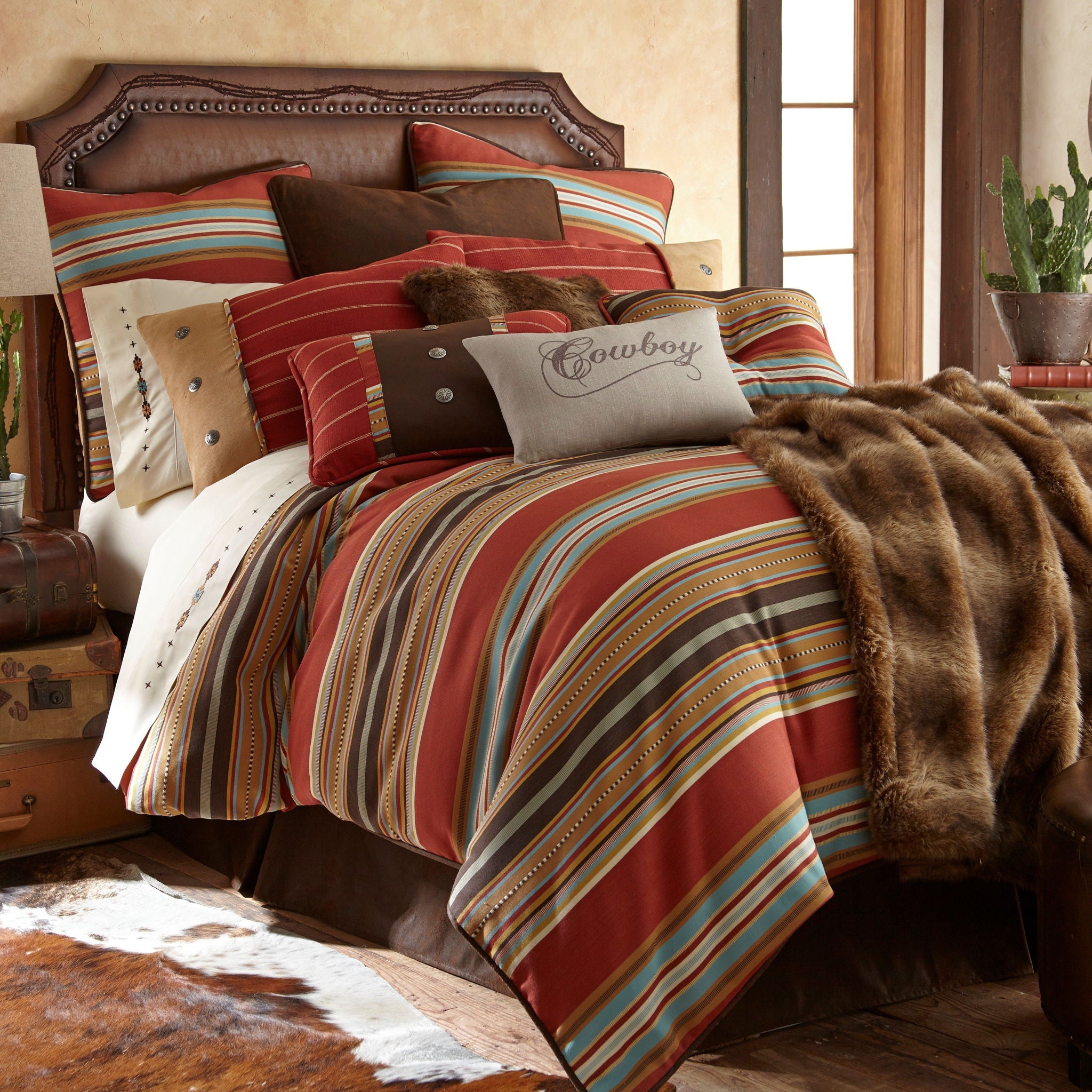 Calhoun - Full Comforter Set (Set of 5) - Red / Brown