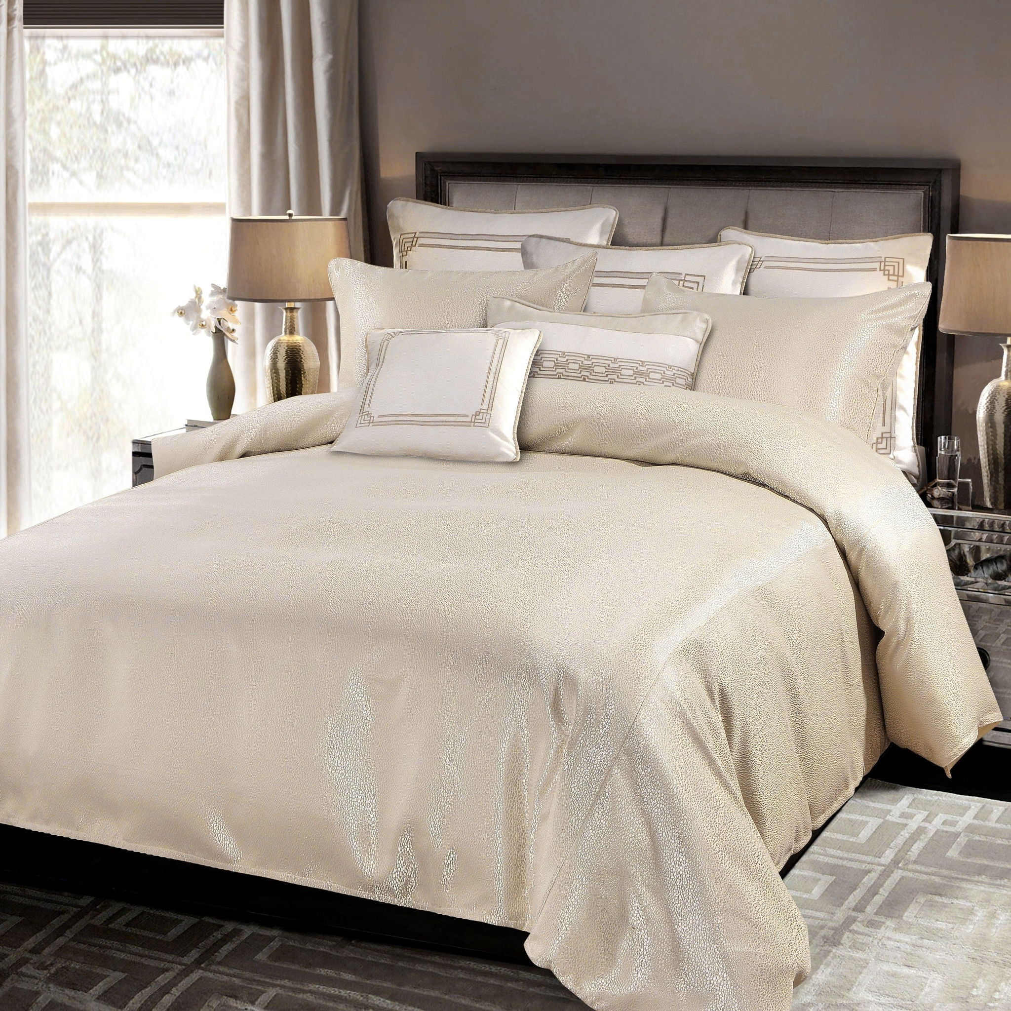 Marilyn Modern Bubble - King Duvet Cover Set (Set of 3) - Gold