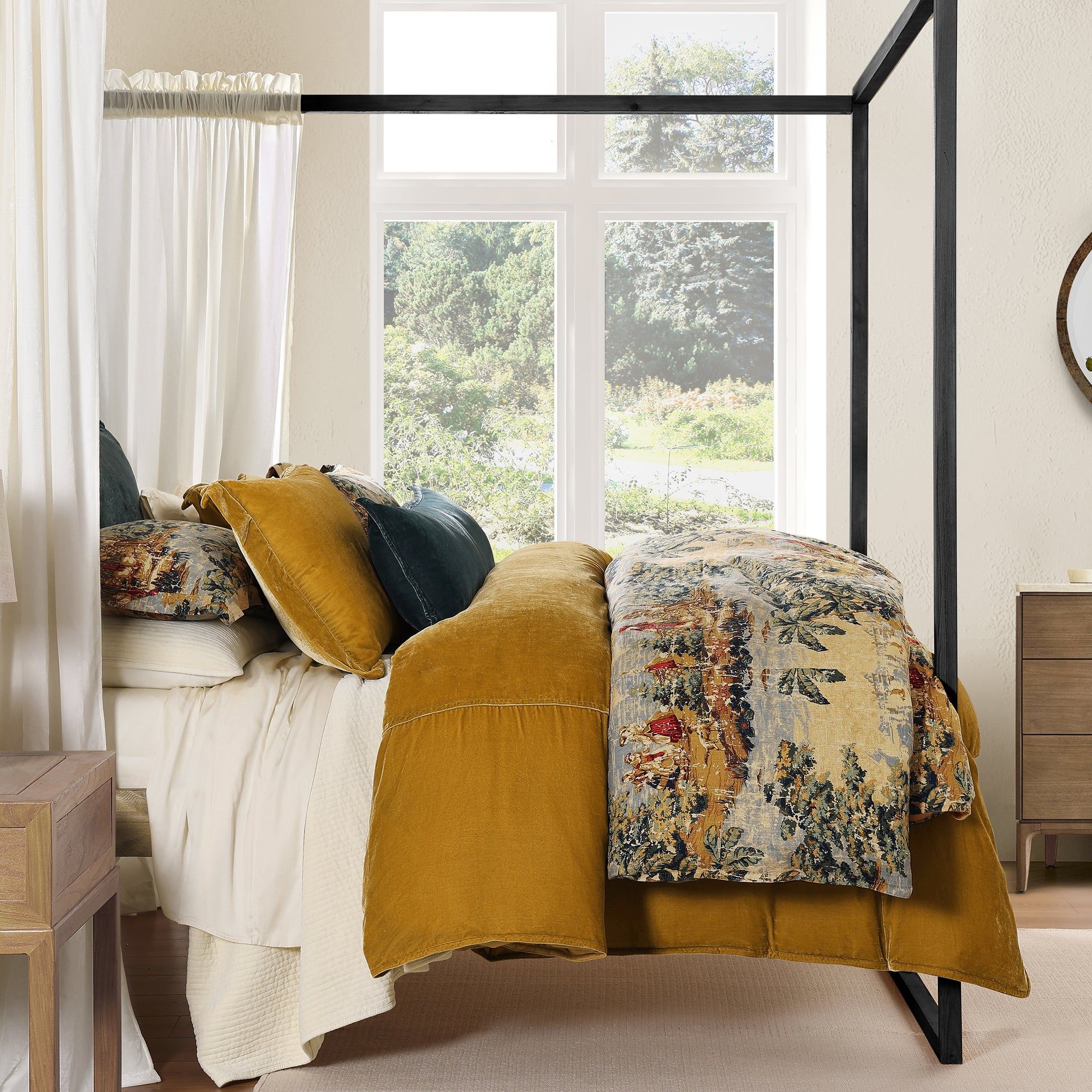 Provence - King Washed Linen Duvet Cover Set (Set of 3) - Multi Color