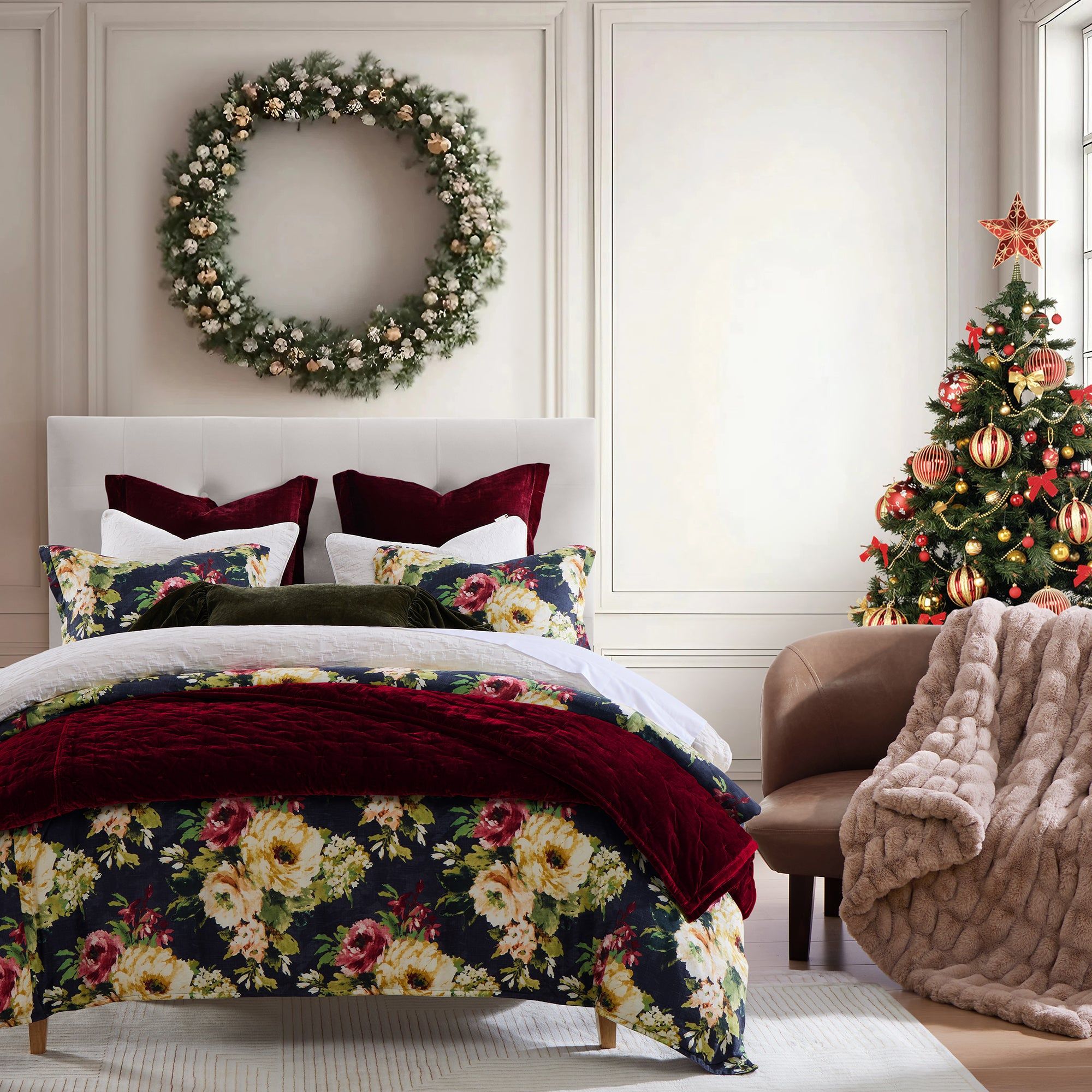 Peony - King Washed Linen Duvet Cover Set (Set of 3) - Charcoal