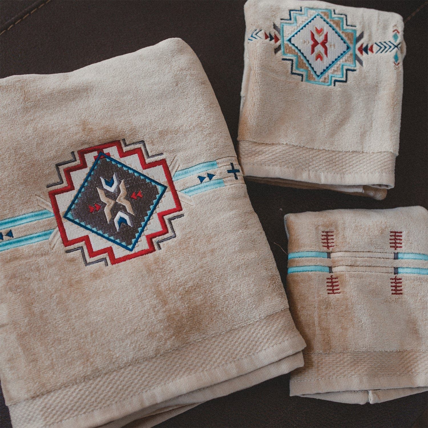Spirit Valley - Towel Set (Set of 3), 2 Per Carton - Natural