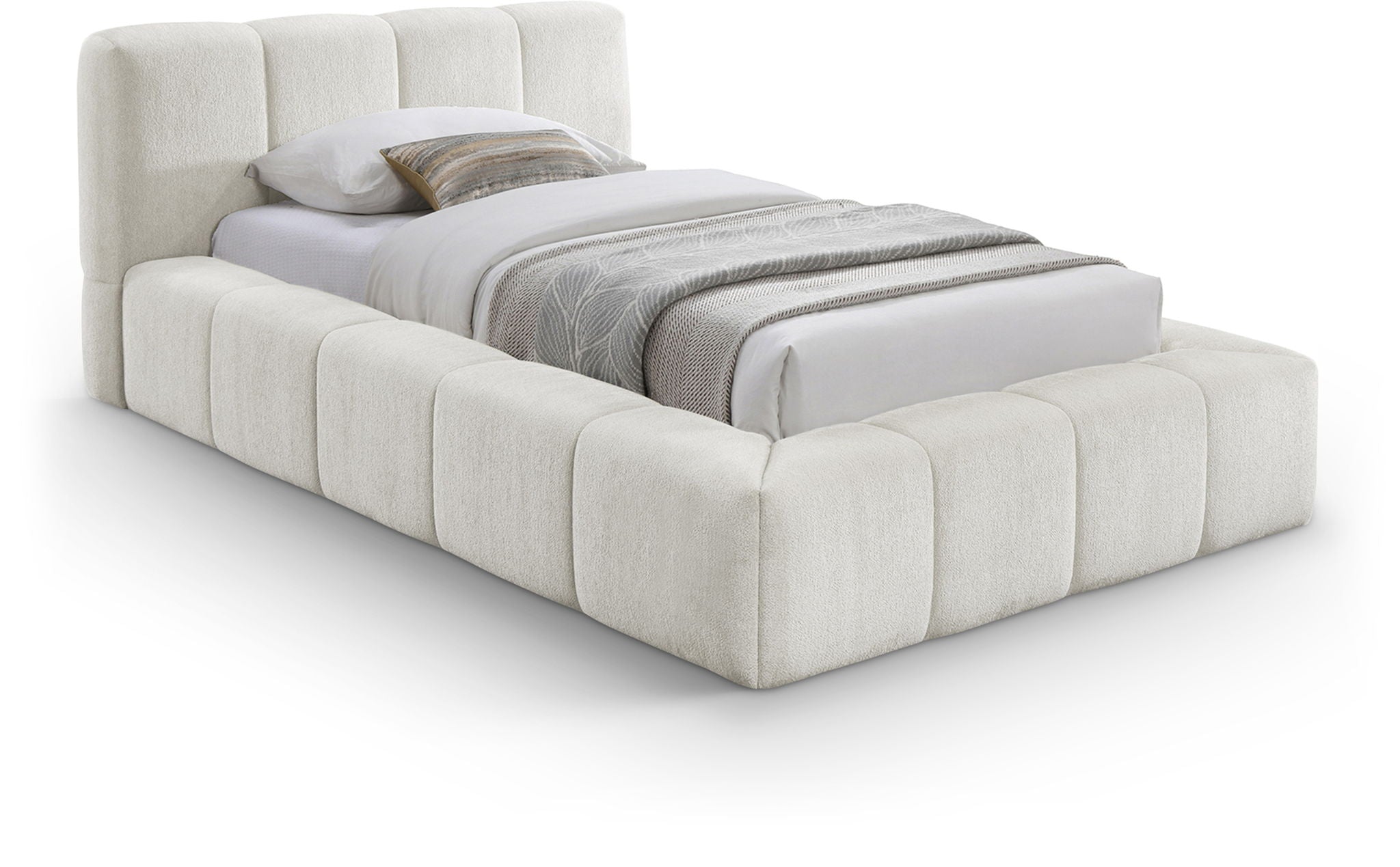 Carlin - Bed
