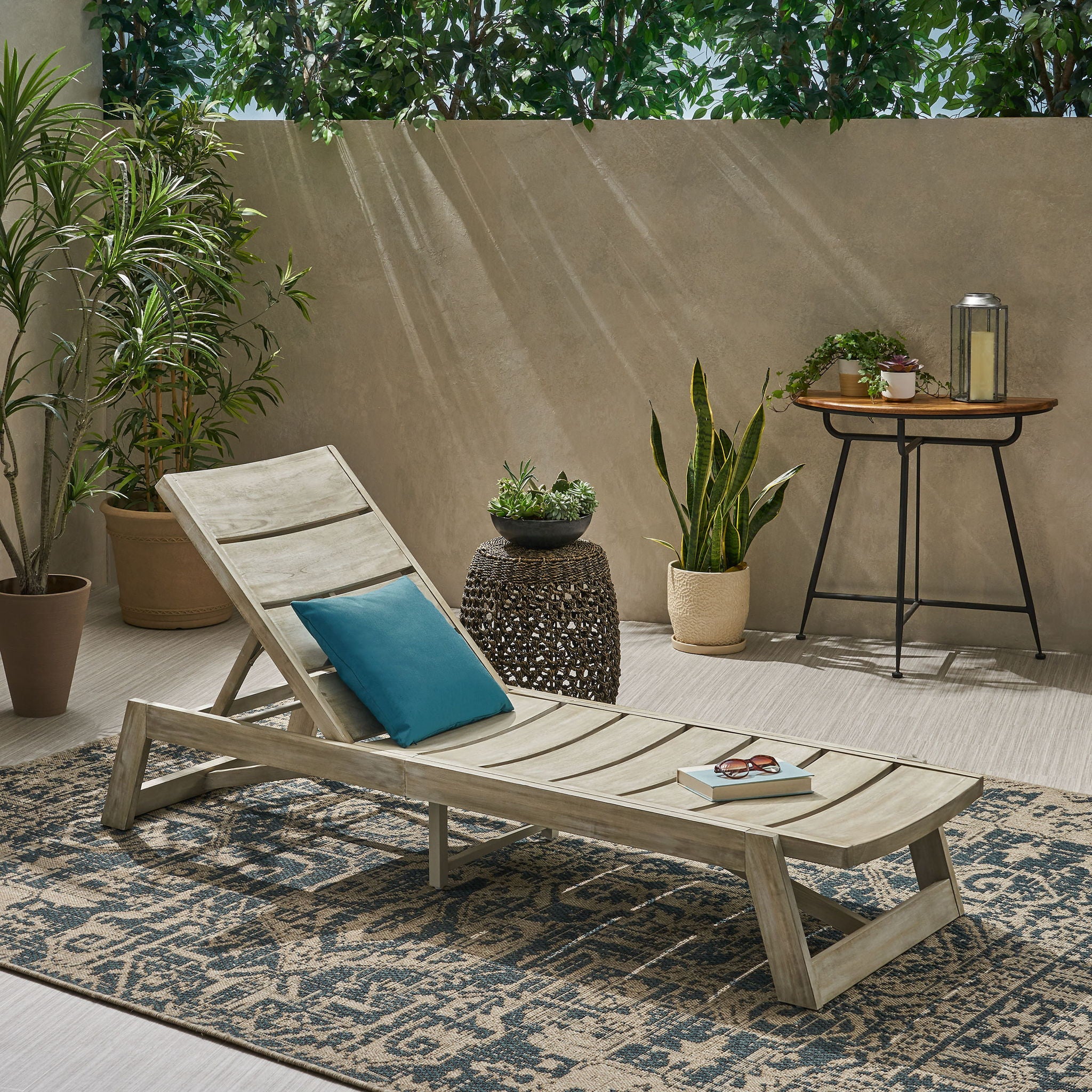 Maki - Chaise Lounge
