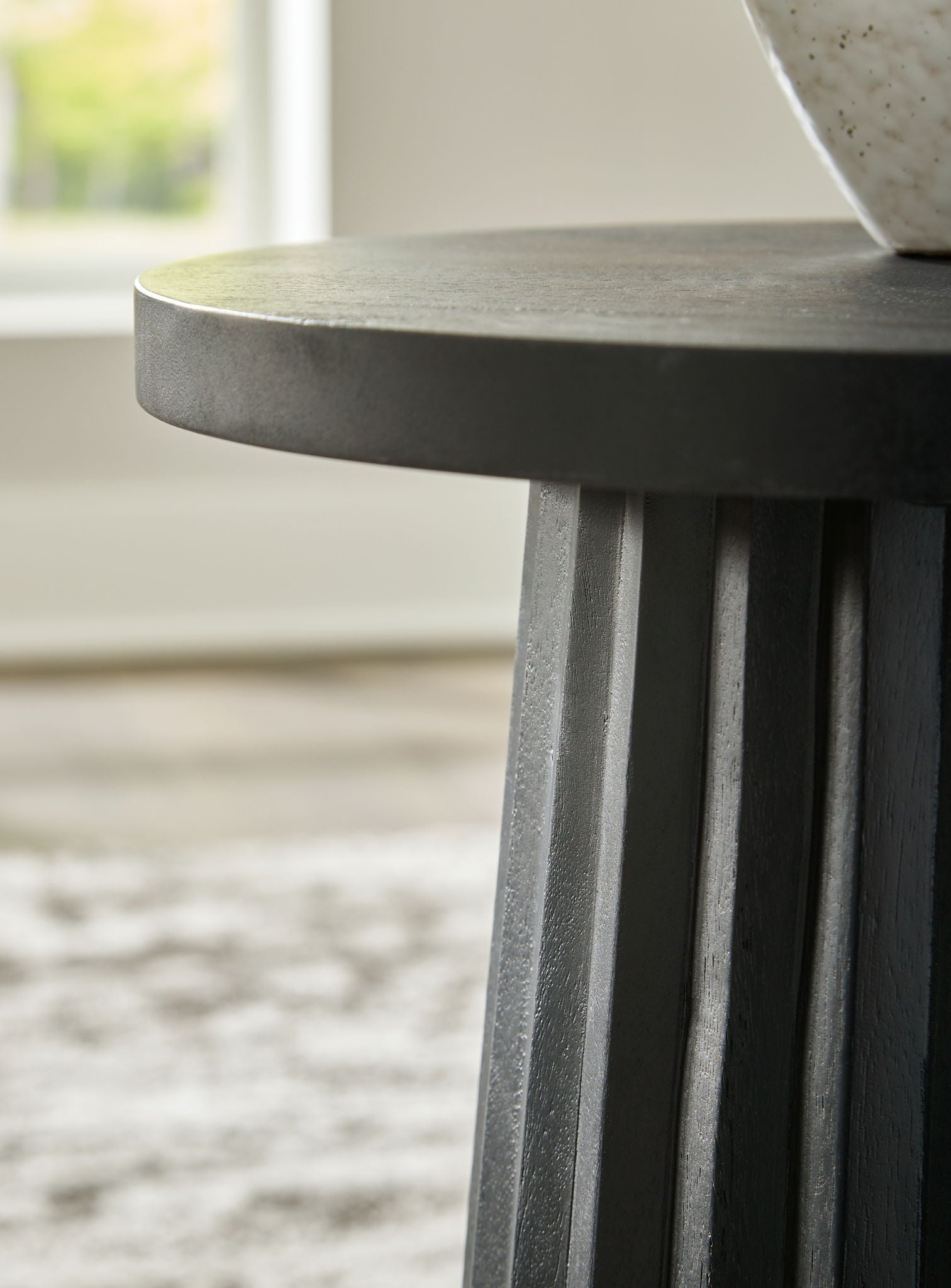 Ashley Furniture Ceilby Accent Table - Thumbnail 5