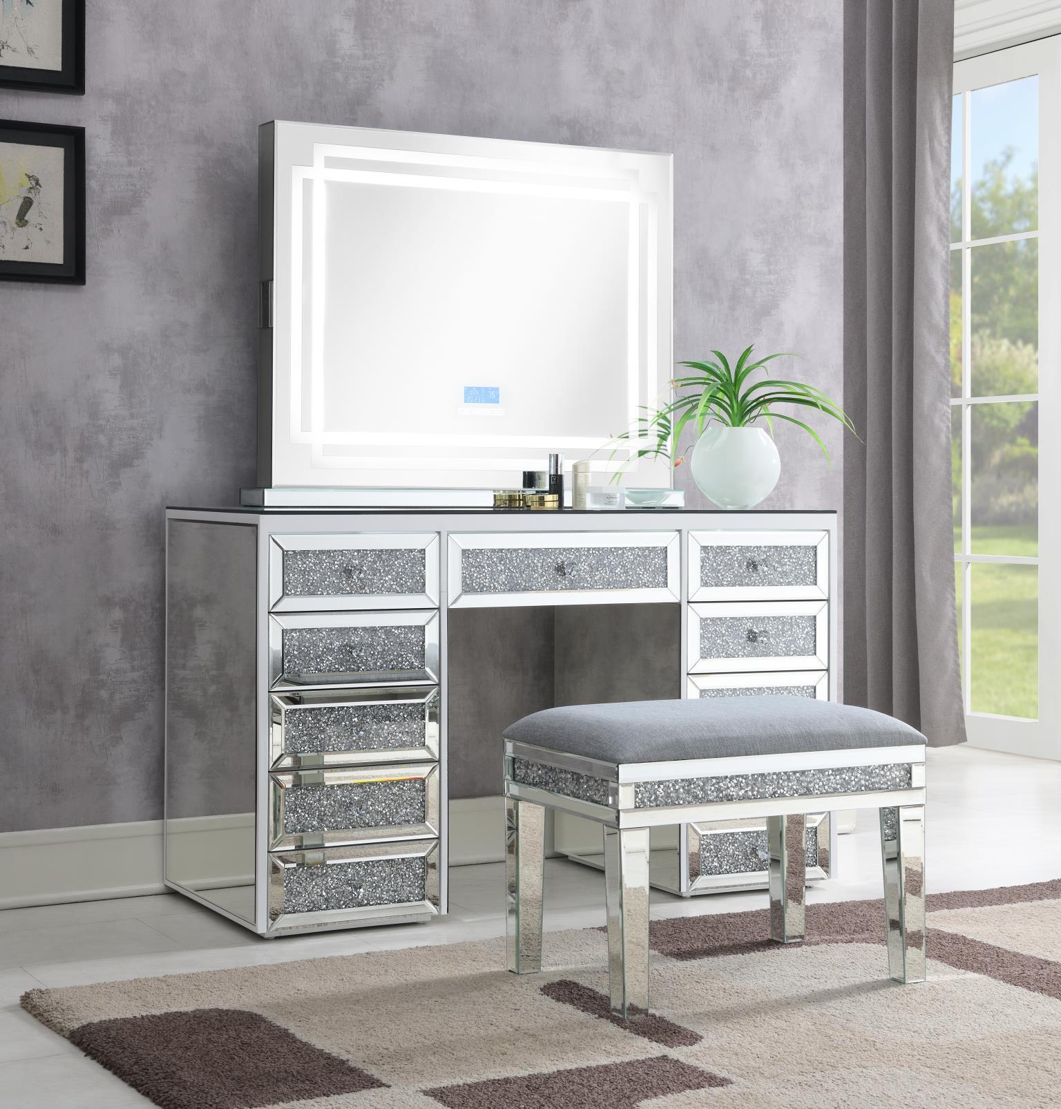 G-310 - Glamour Vanity