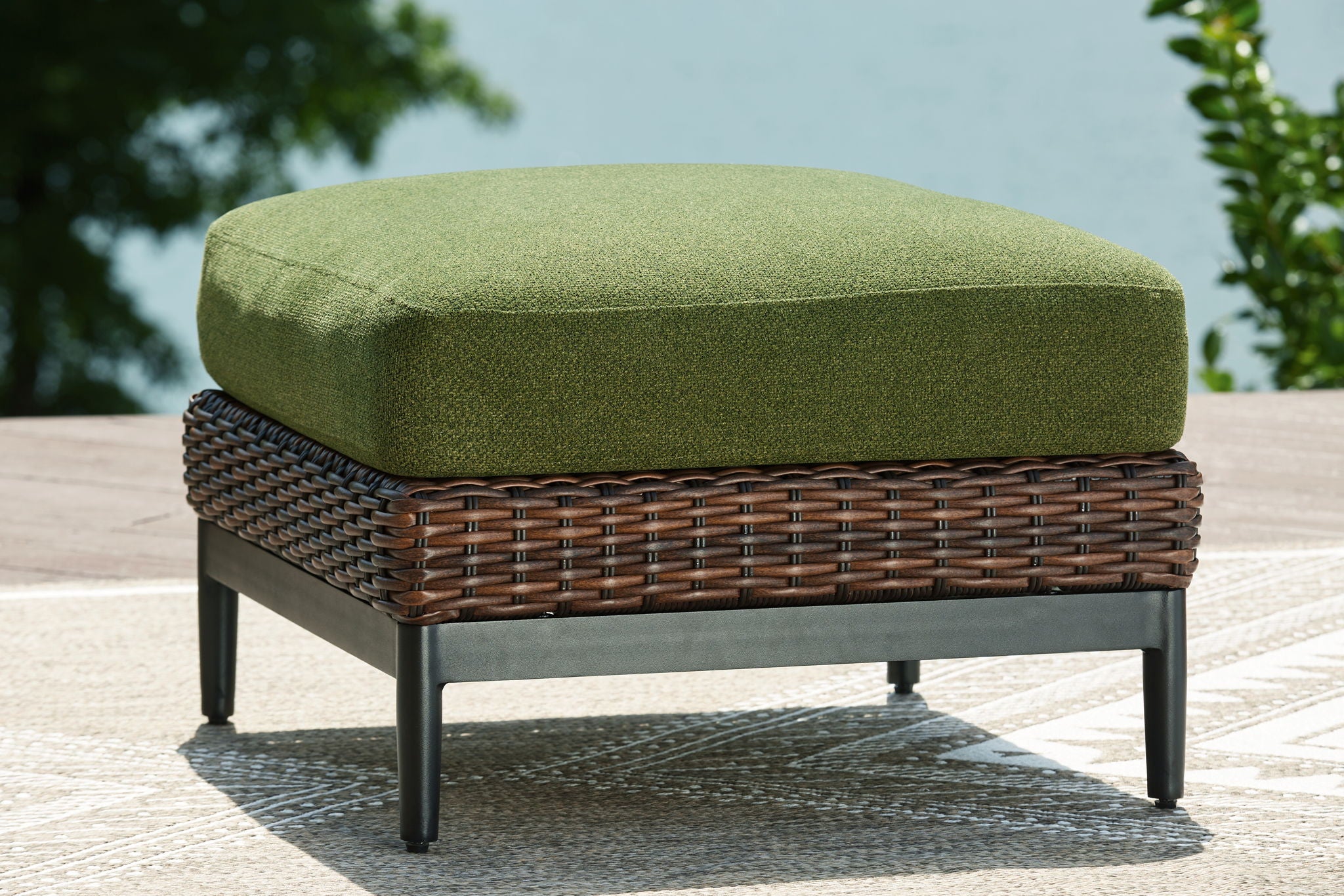 Horizon Hall Ottoman With Cushion - Thumbnail 2