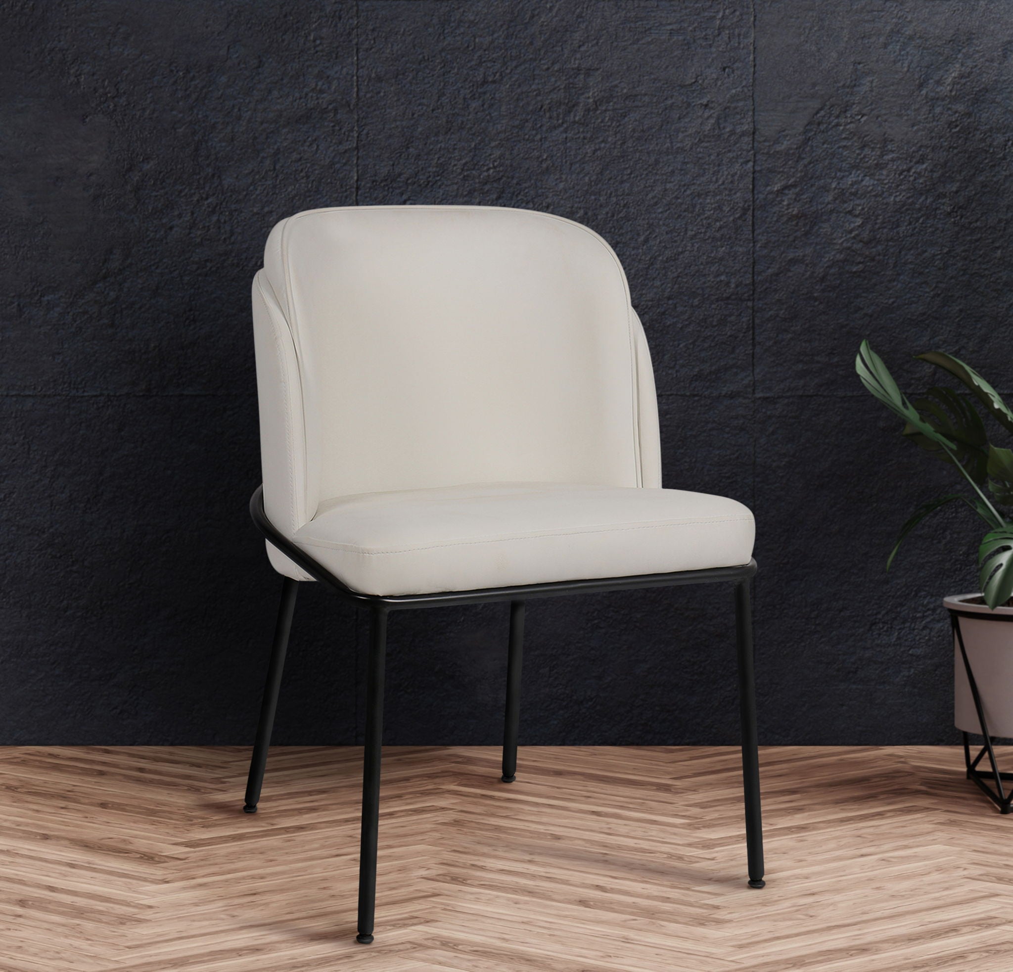 Better Home Furniture and Mattress Jagger Dining Chair - Thumbnail 3