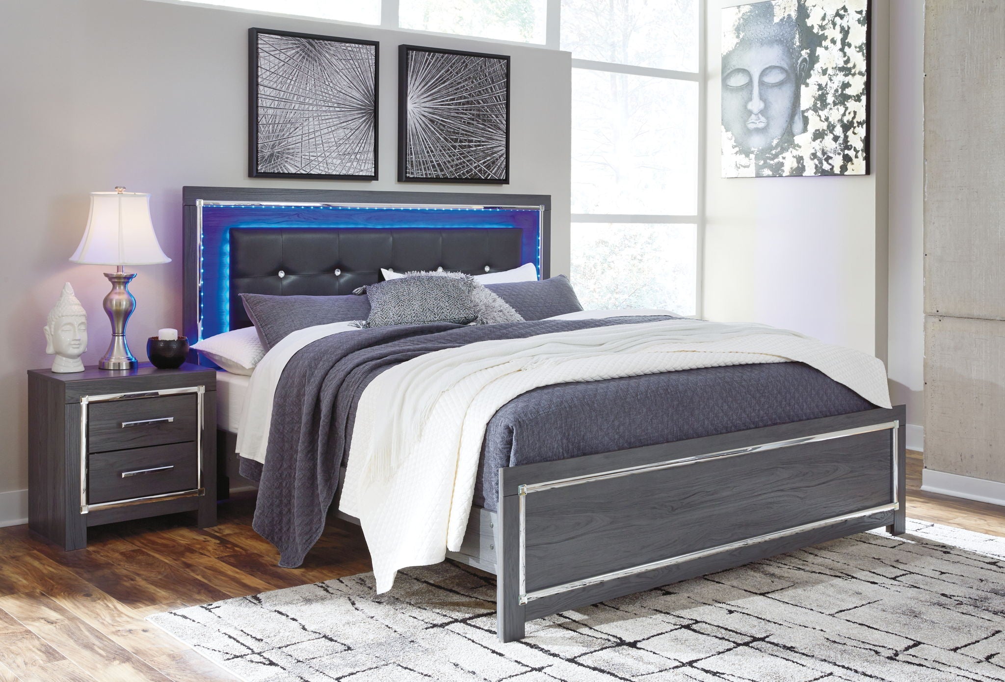 Ashley Furniture Lodanna Panel Bed