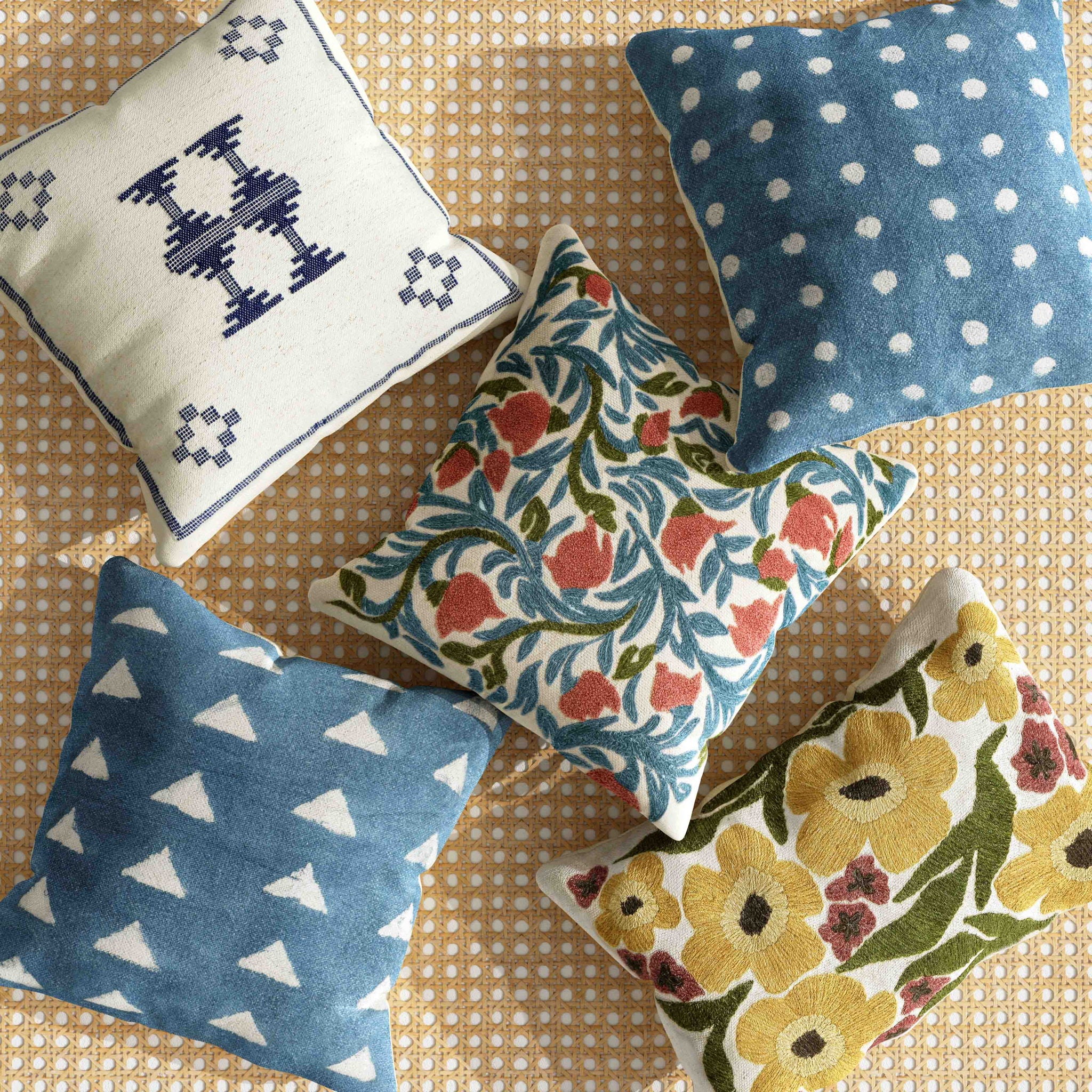 Aztec - 20" Square Accent Cushion Cover - Cream / Indigo