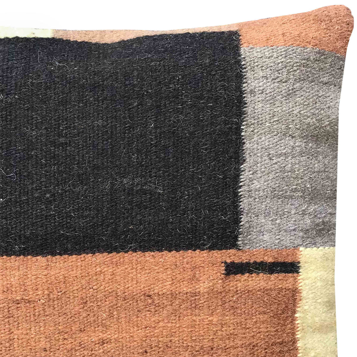 Hardy - Pillow - Multicolor