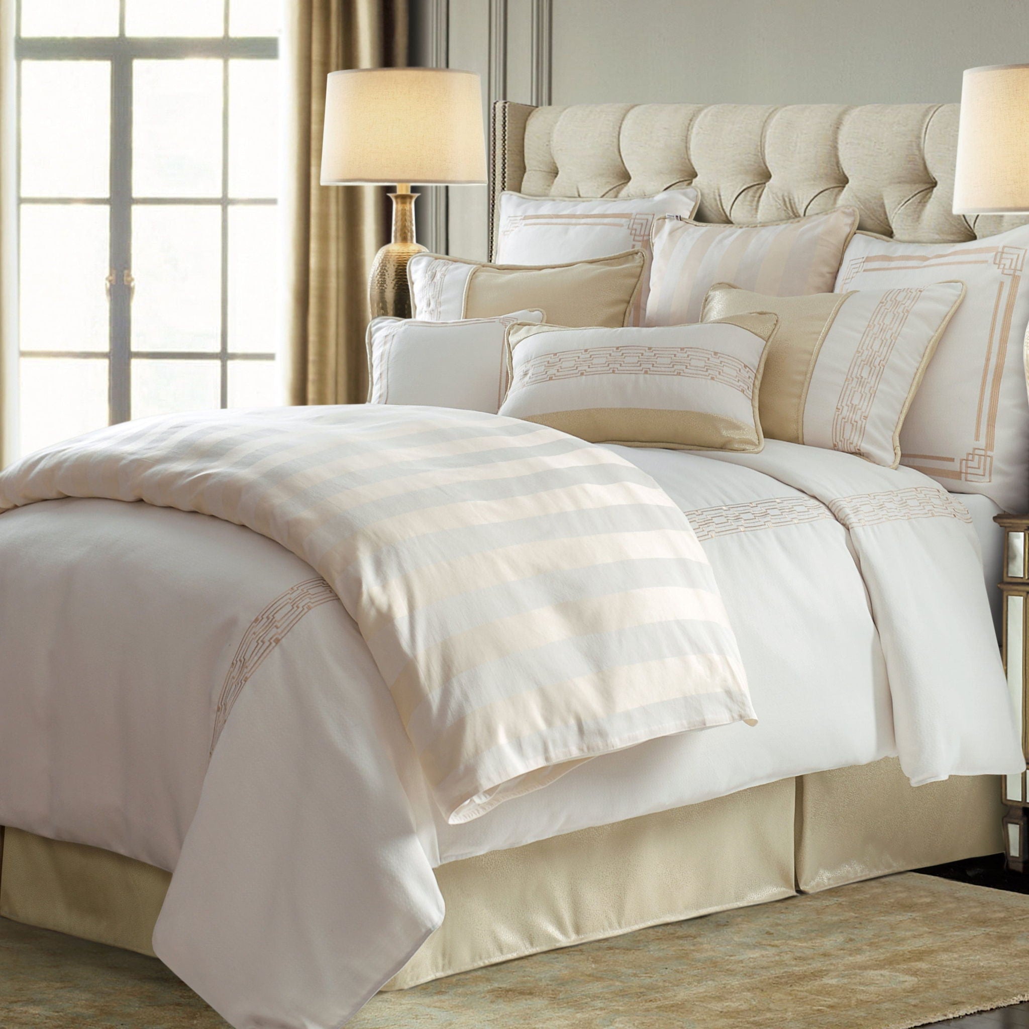 Hollywood - Queen Cabana Stripe Duvet Cover - White / Cream