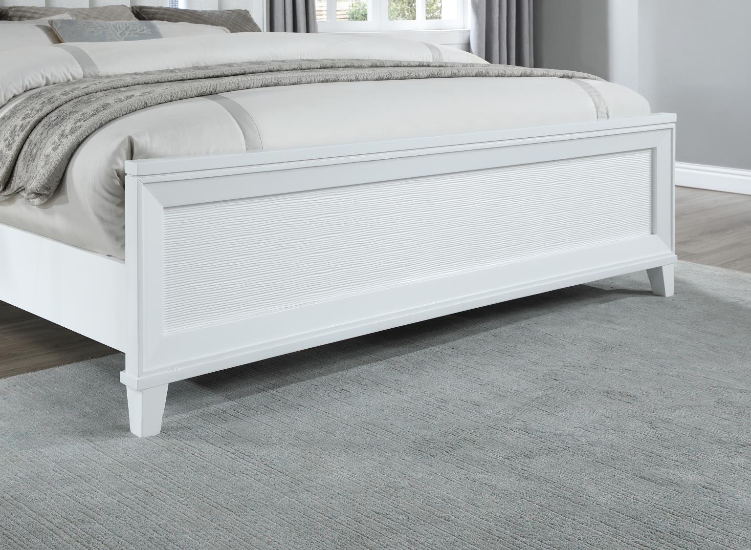 B240 - LED Bed